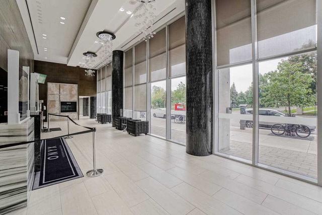 1811 - 223 Webb Dr, Condo with 2 bedrooms, 2 bathrooms and 1 parking in Mississauga ON | Image 21