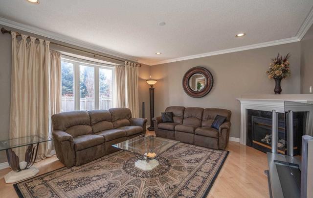 35 Barberry Cres, House detached with 4 bedrooms, 5 bathrooms and 6 parking in Richmond Hill ON | Image 33