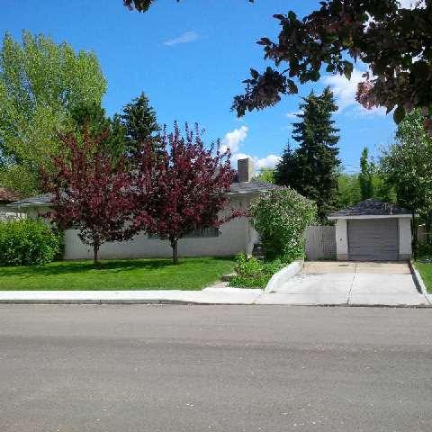 10305 102 Ave, Out Of Area, AB, T8L2B5 | Card Image