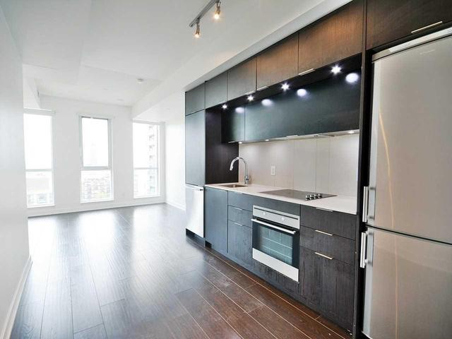 1705 - 170 Sumach St, Condo with 0 bedrooms, 1 bathrooms and null parking in Toronto ON | Image 2