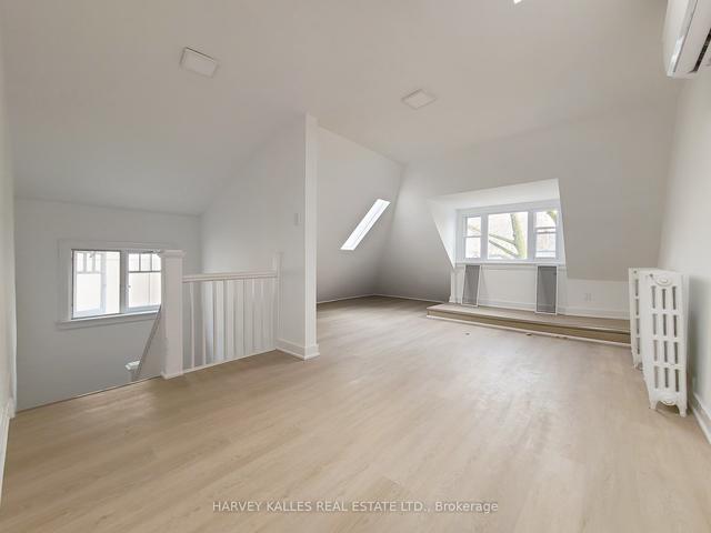 356 Walmer Rd, House detached with 8 bedrooms, 8 bathrooms and 4 parking in Toronto ON | Image 6