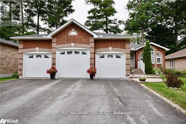 25 Glen Oak Crt, House detached with 2 bedrooms, 3 bathrooms and 9 parking in Barrie ON | Image 12