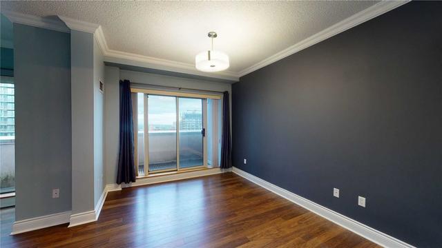 lph 4 - 909 Bay St, Condo with 3 bedrooms, 3 bathrooms and 1 parking in Toronto ON | Image 7