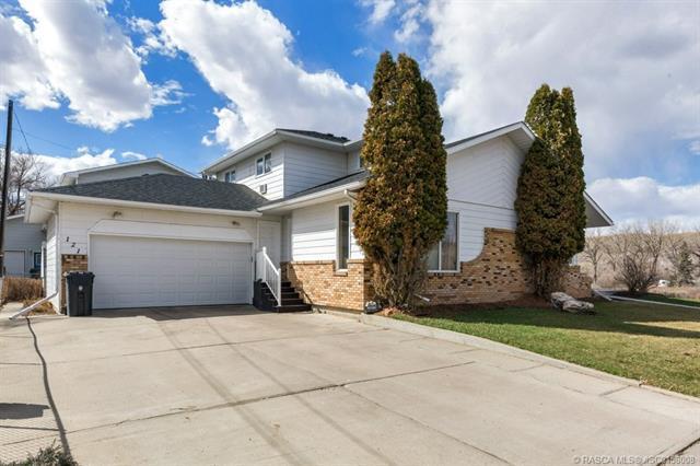 121 7 Street W, House detached with 3 bedrooms, 3 bathrooms and 2 parking in Drumheller AB | Image 7
