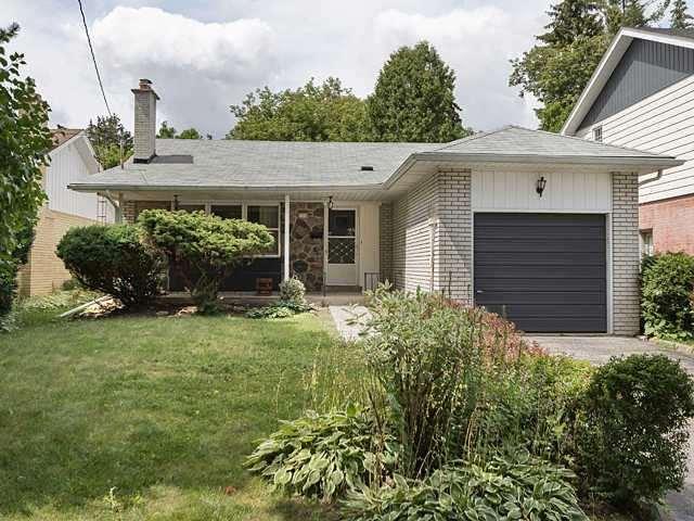 104 Freemont Ave, House detached with 3 bedrooms, 1 bathrooms and 2 parking in Toronto ON | Image 1