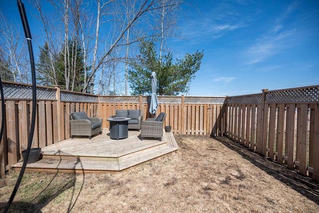 35 Chad Street, Townhouse with 3 bedrooms, 3 bathrooms and 3 parking in Petawawa ON | Image 30