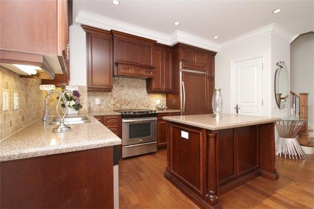 Th31 - 25 Greenview Ave, Townhouse with 3 bedrooms, 3 bathrooms and 2 parking in Toronto ON | Image 9