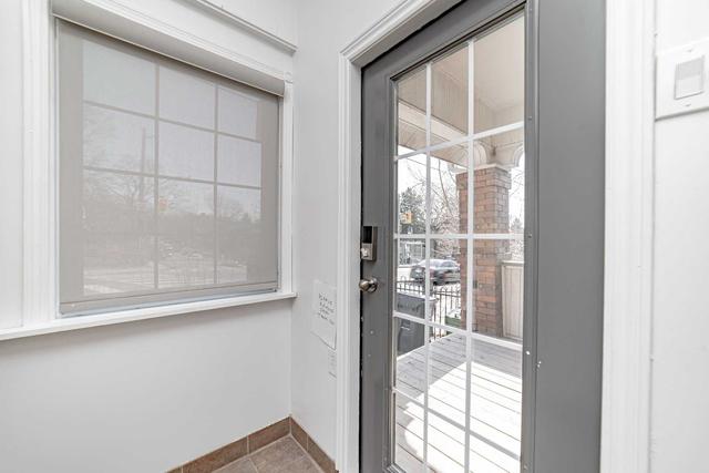 568 Woodbine Ave, House semidetached with 2 bedrooms, 3 bathrooms and 1 parking in Toronto ON | Image 31