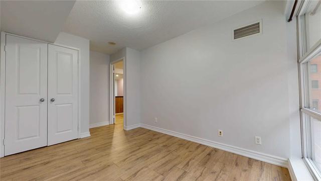 204 - 11 St Joseph St, Condo with 1 bedrooms, 1 bathrooms and 1 parking in Toronto ON | Image 14