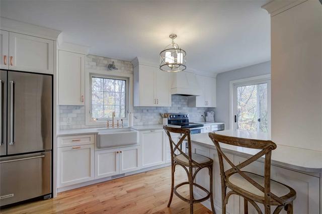 74 Waubeek St, House detached with 3 bedrooms, 4 bathrooms and 6 parking in Parry Sound ON | Image 32