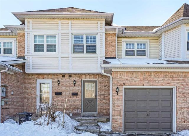6 Brisbane Crt, Townhouse with 3 bedrooms, 3 bathrooms and 1 parking in Brampton ON | Image 1