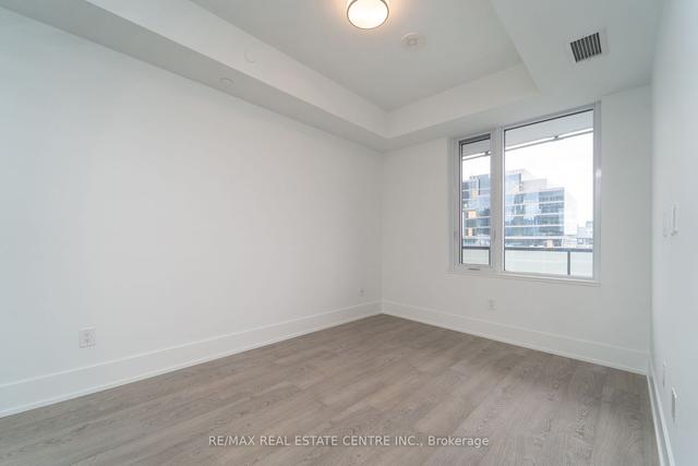 1002 - 480 Front St W, Condo with 2 bedrooms, 2 bathrooms and 0 parking in Toronto ON | Image 7