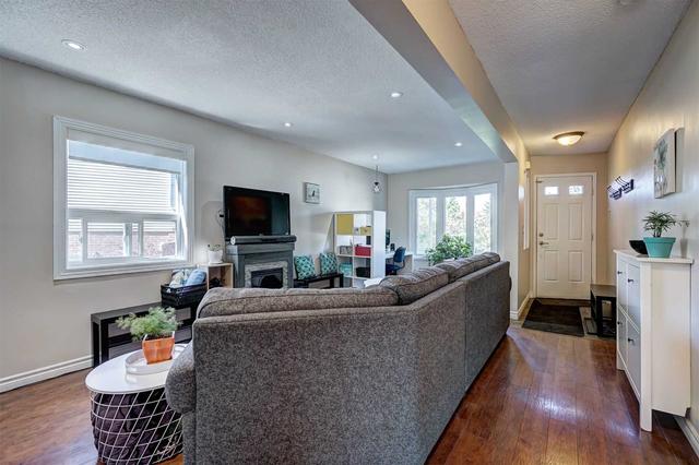 40 Hadden Cres, House detached with 3 bedrooms, 3 bathrooms and 3 parking in Barrie ON | Image 37