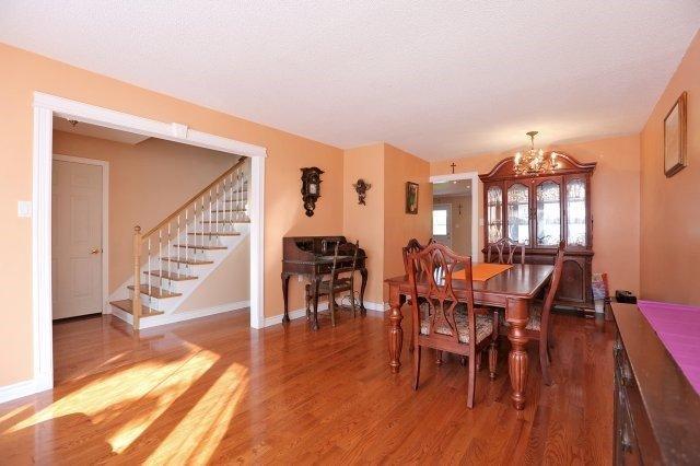 356 Karen Park Cres, House detached with 3 bedrooms, 2 bathrooms and 4 parking in Mississauga ON | Image 5
