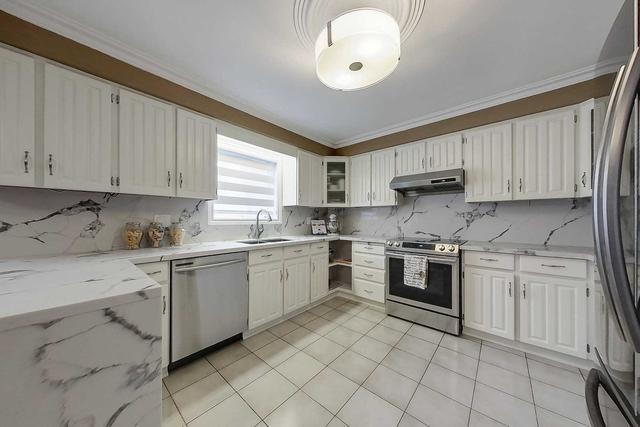 1918 Unicorn Crt, House detached with 4 bedrooms, 4 bathrooms and 6 parking in Mississauga ON | Image 37