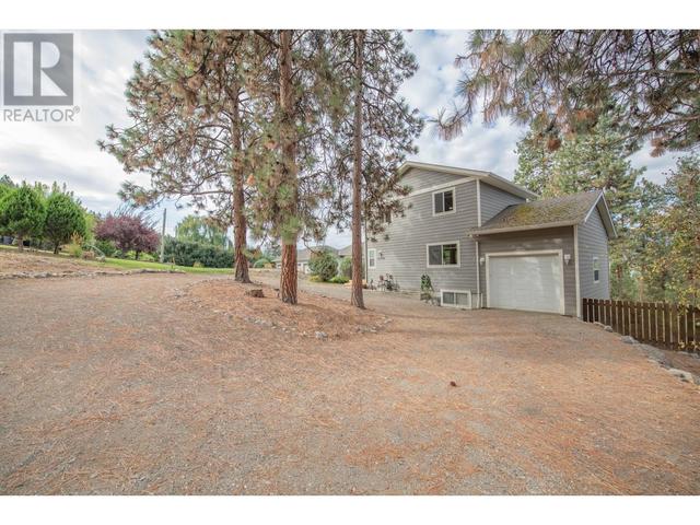 16490 Commonage Road, House detached with 4 bedrooms, 3 bathrooms and 1 parking in Lake Country BC | Image 46