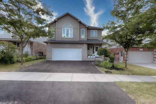 583 Violet St, House detached with 3 bedrooms, 4 bathrooms and 4 parking in Waterloo ON | Image 1