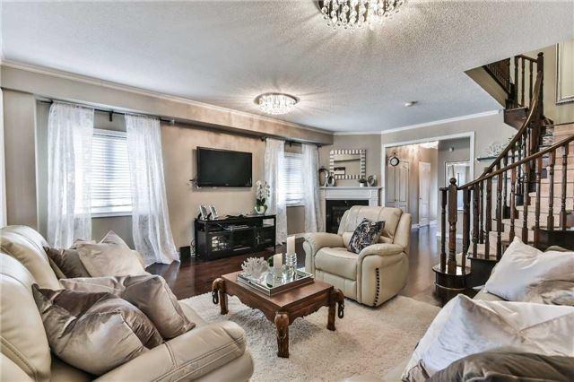 Upper - 23 Israel Zilber Dr, House detached with 4 bedrooms, 4 bathrooms and 2 parking in Vaughan ON | Image 1