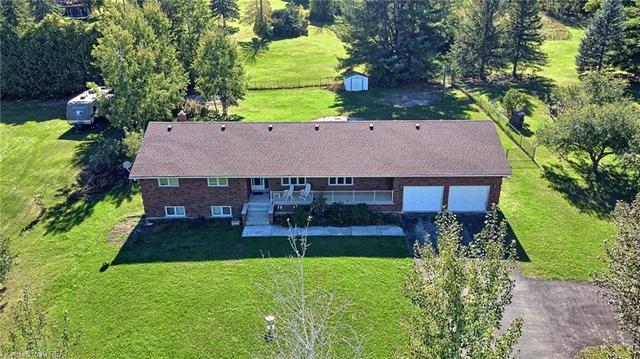 233 Charlore Park Drive, House detached with 3 bedrooms, 2 bathrooms and 12 parking in Kawartha Lakes ON | Image 8