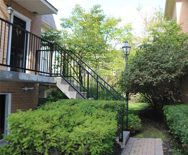 th2 - 208 Niagara St, Townhouse with 3 bedrooms, 2 bathrooms and 1 parking in Toronto ON | Image 17