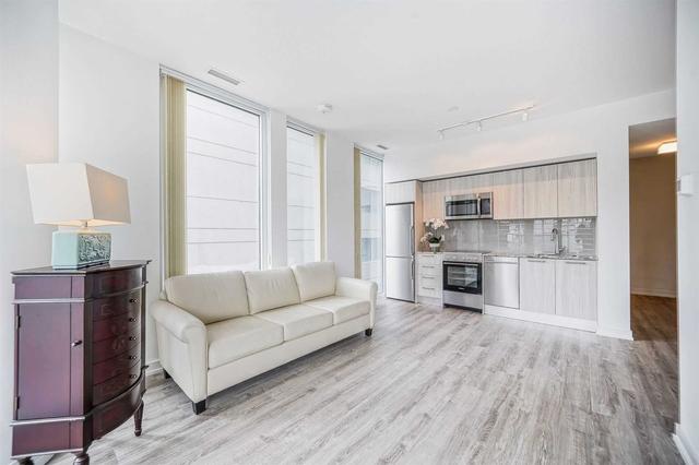 702 - 28 Wellesley St E, Condo with 2 bedrooms, 1 bathrooms and 0 parking in Toronto ON | Image 18