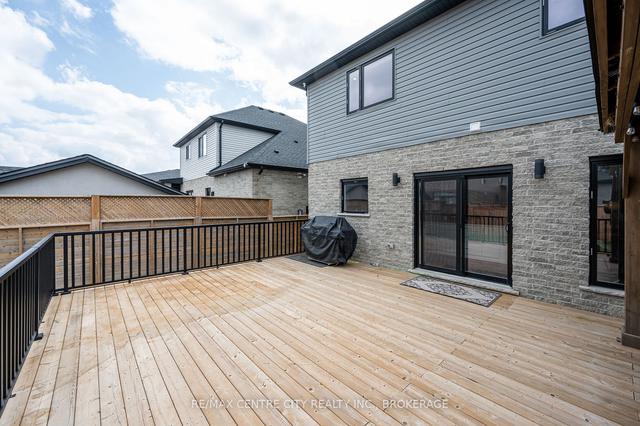 6676 Crown Grant Rd, House detached with 4 bedrooms, 5 bathrooms and 9 parking in London ON | Image 30
