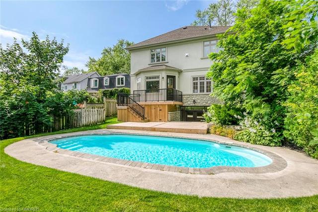 95 Howard Avenue, House detached with 5 bedrooms, 4 bathrooms and 6 parking in Oakville ON | Image 40