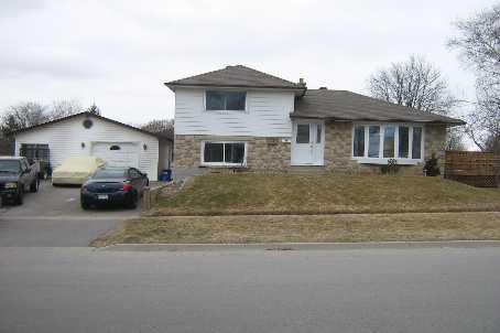 914 Hutchison Ave, House detached with 4 bedrooms, 3 bathrooms and 6 parking in Whitby ON | Image 1