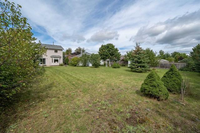 25 Durham St W, House detached with 3 bedrooms, 2 bathrooms and 2 parking in Kawartha Lakes ON | Image 33
