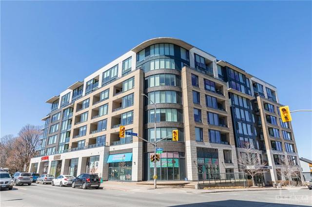 502 - 360 Patricia Avenue, Condo with 2 bedrooms, 2 bathrooms and 1 parking in Ottawa ON | Image 1