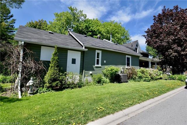 118 Thomas Street, House detached with 3 bedrooms, 1 bathrooms and 2 parking in Greater Napanee ON | Image 33