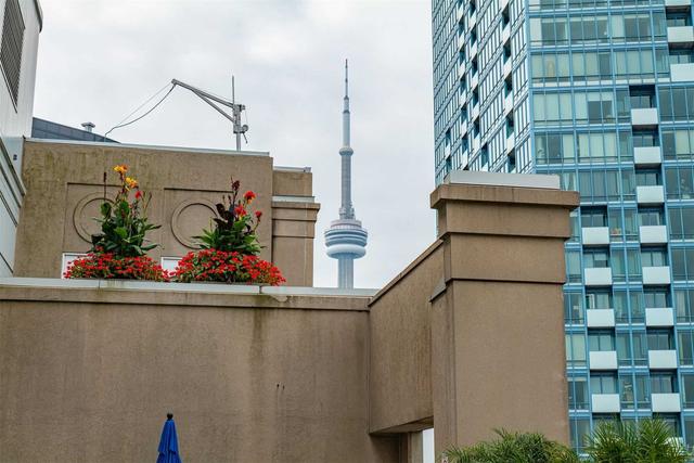 1215 - 25 The Esplanade, Condo with 1 bedrooms, 2 bathrooms and 0 parking in Toronto ON | Image 16