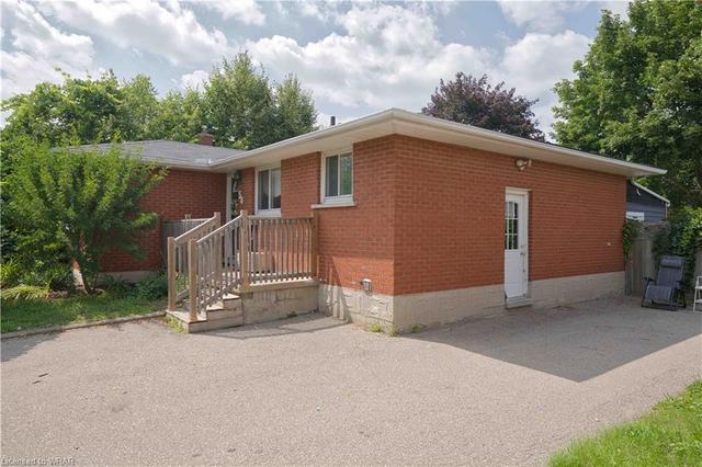 58 Farrier Drive, House detached with 6 bedrooms, 2 bathrooms and 5 parking in Kitchener ON | Image 4