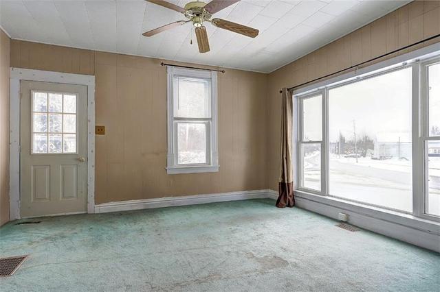 11 King Street, House detached with 3 bedrooms, 1 bathrooms and 4 parking in Rideau Lakes ON | Image 10