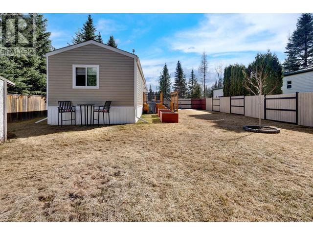 2748 Greenforest Crescent, House other with 3 bedrooms, 2 bathrooms and null parking in Prince George BC | Image 20