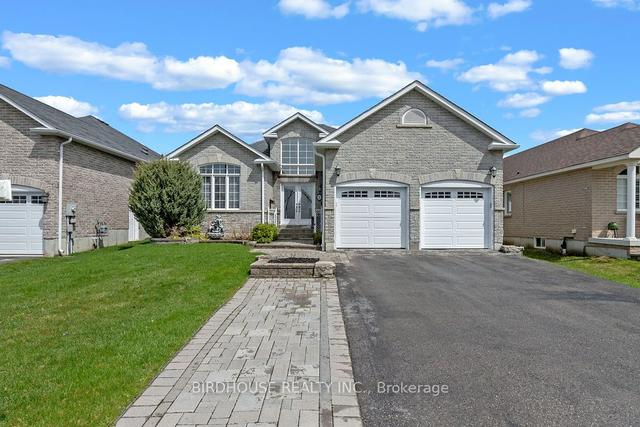 32 Gunsolus Rd, House detached with 3 bedrooms, 3 bathrooms and 7 parking in Kawartha Lakes ON | Image 12