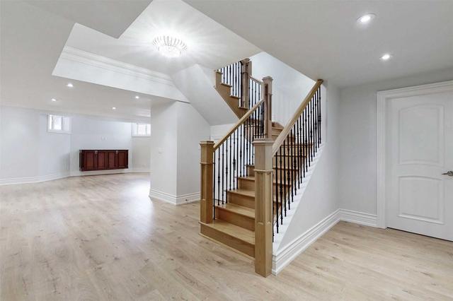 7 Malabar Pl, House detached with 5 bedrooms, 7 bathrooms and 9 parking in Toronto ON | Image 29