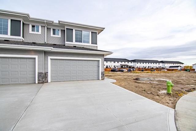 50 Earl Close, Home with 3 bedrooms, 2 bathrooms and 4 parking in Red Deer County AB | Image 25