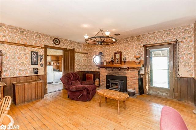 3627 5 Nottawasaga Concession S, House detached with 4 bedrooms, 1 bathrooms and null parking in Clearview ON | Image 13