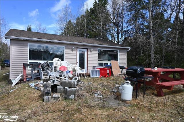 17 Spruce Lane, House detached with 4 bedrooms, 1 bathrooms and 6 parking in Magnetawan ON | Image 6