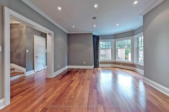 124 Kenilworth Ave, House detached with 3 bedrooms, 3 bathrooms and 1 parking in Toronto ON | Image 36