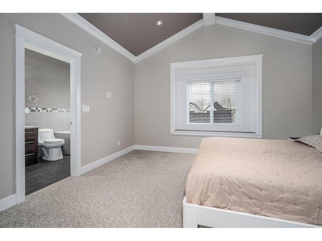 7288 194 Street, House detached with 6 bedrooms, 5 bathrooms and 3 parking in Surrey BC | Image 8