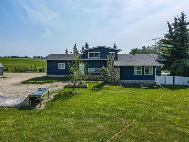 36233 Range Road 42, House detached with 5 bedrooms, 2 bathrooms and null parking in Red Deer County AB | Image 1