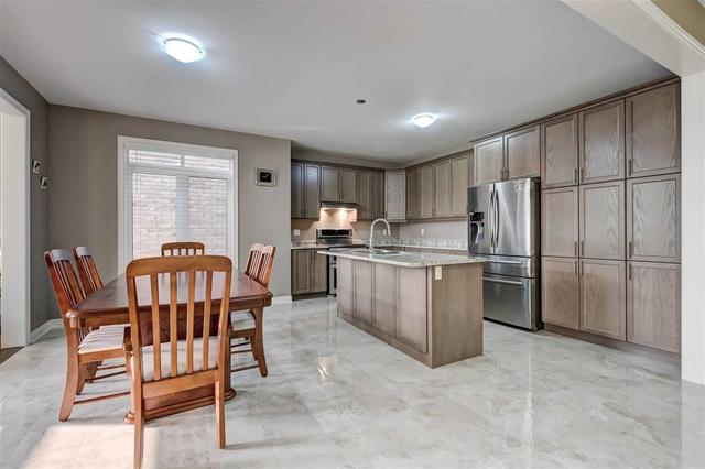 77 Gibson Circ, House detached with 4 bedrooms, 3 bathrooms and 4 parking in Bradford West Gwillimbury ON | Image 14