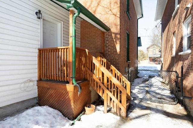 591 Sherbrooke St, House detached with 3 bedrooms, 2 bathrooms and 2 parking in Peterborough ON | Image 32