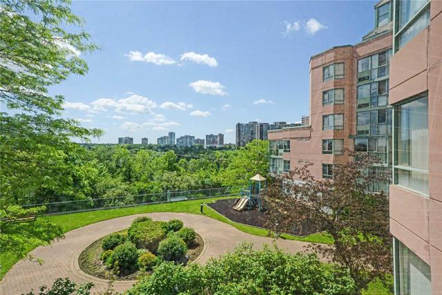 308 - 41 Markbrook Lane, Condo with 2 bedrooms, 2 bathrooms and 1 parking in Toronto ON | Image 12