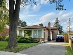 16 Duntroon Cres, House detached with 3 bedrooms, 1 bathrooms and 2 parking in Toronto ON | Image 1