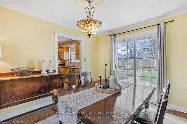 28 Parkview Pl, House detached with 4 bedrooms, 2 bathrooms and 6 parking in Brampton ON | Image 38