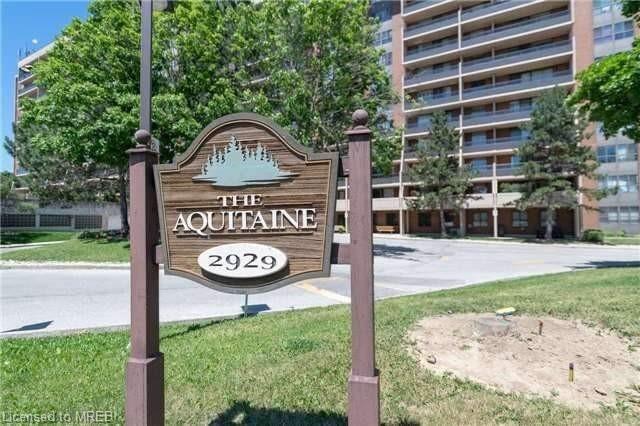 310 - 2929 Aquitaine Avenue, House attached with 2 bedrooms, 1 bathrooms and 2 parking in Mississauga ON | Image 1