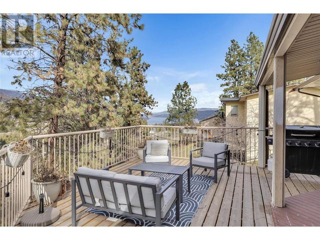 2410 Boucherie Road, House detached with 4 bedrooms, 2 bathrooms and 2 parking in West Kelowna BC | Image 15